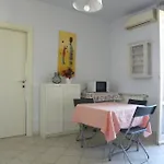 Bright Apt With Views And Terrace